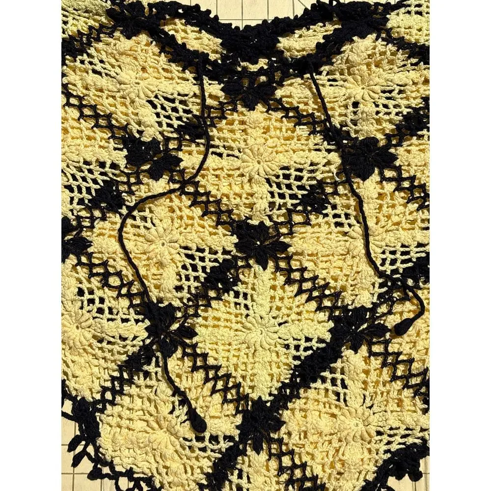 Handmade vtg crochet